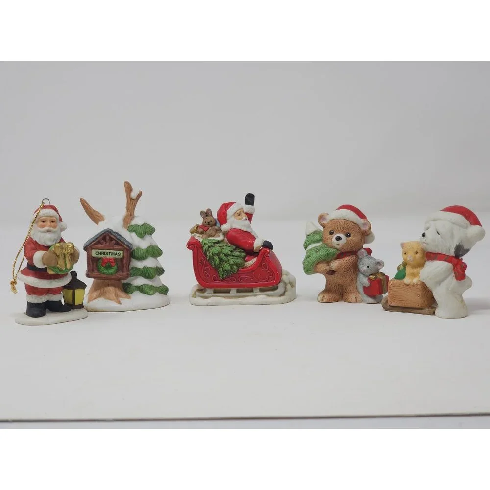 Set Of 5 Homco Christmas Figurines 2‎ Santas 2 Bears 1 Pine Tree